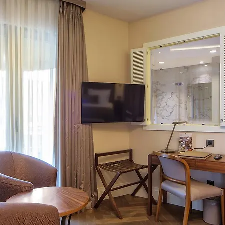 Hotel Morione & Center 4*