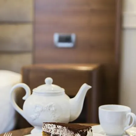 Morione & Center Hotell