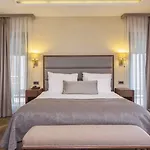 Morione & Center Hotel 4*