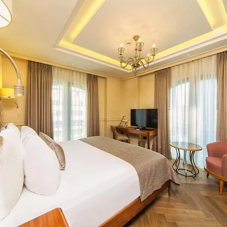 Hotel Morione & Center 4*